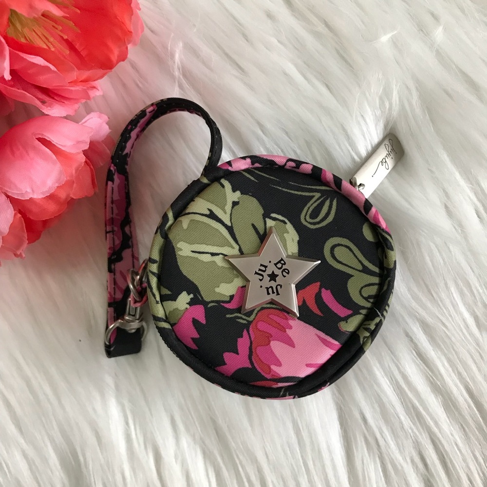 Jujube Paci Pod